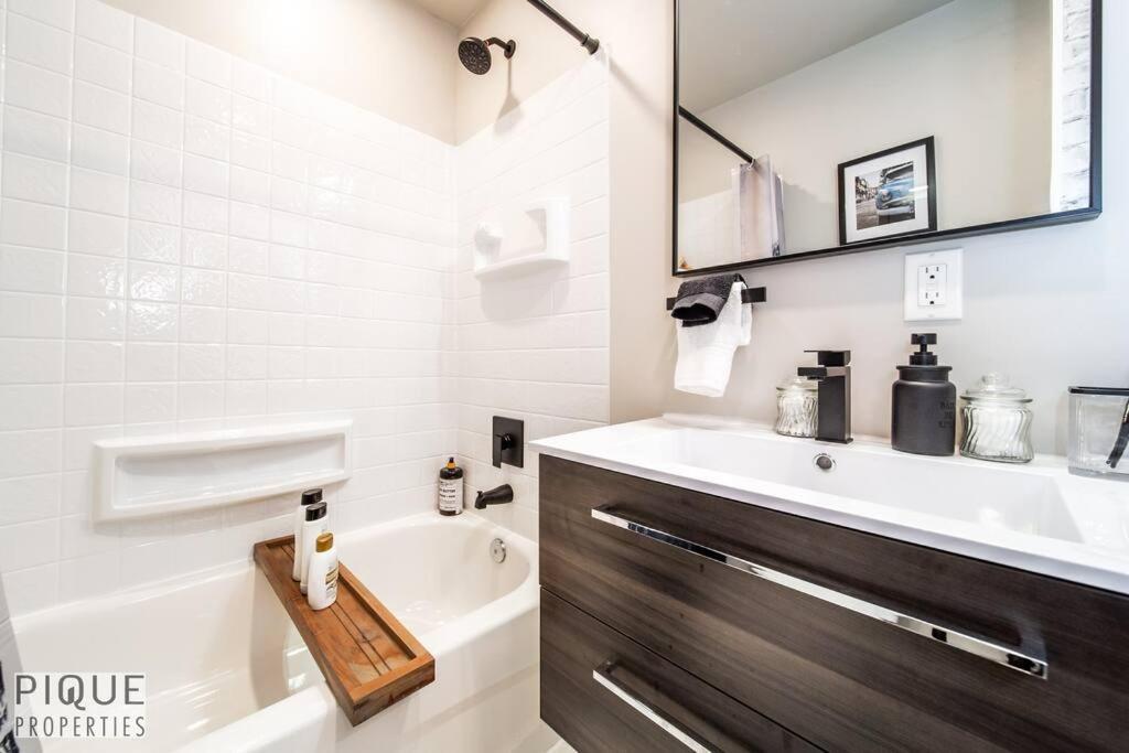 Park Life Retreat - King Bed - Pet Friendly - Sleeps 6 *