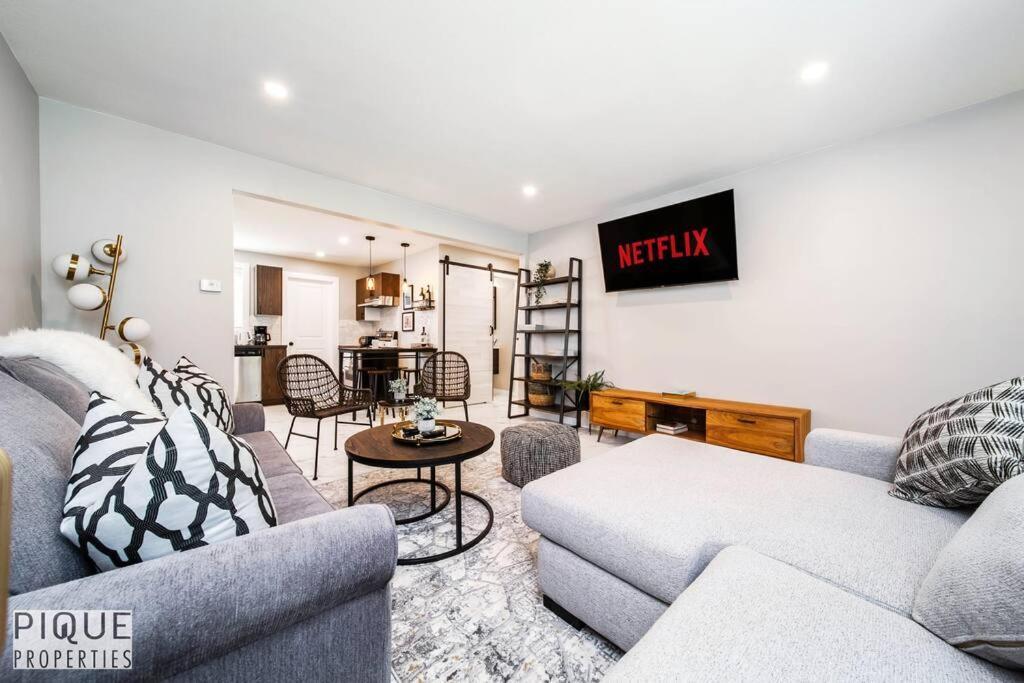 Park Life Retreat - King Bed - Pet Friendly - Sleeps 6 Apartment